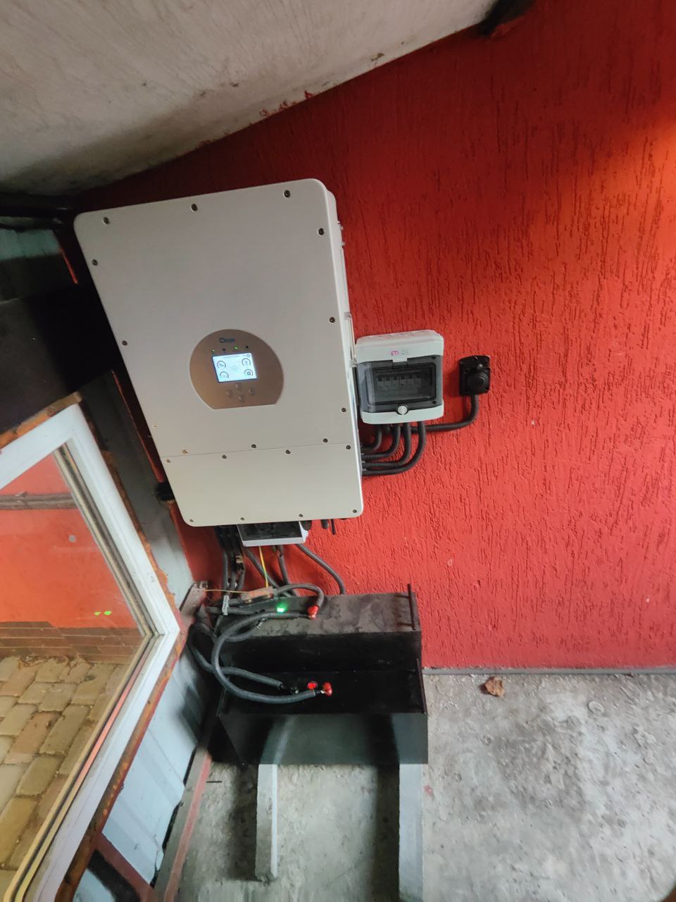 Інвертор Deye 8 kw